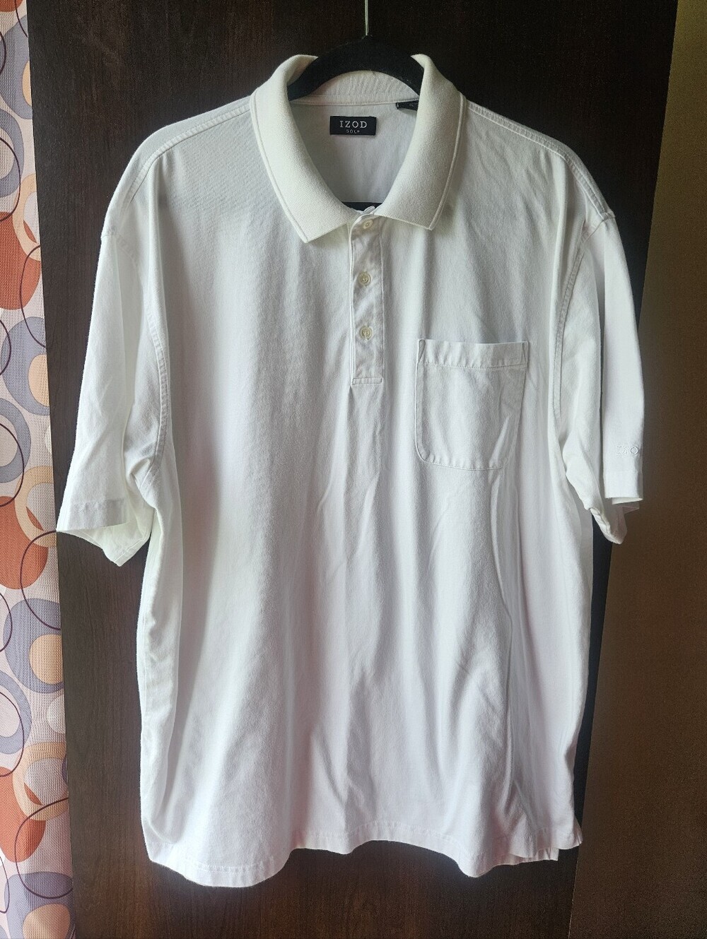 Izod Men’s White Polo Shirt with Chest Pocket Size XL
